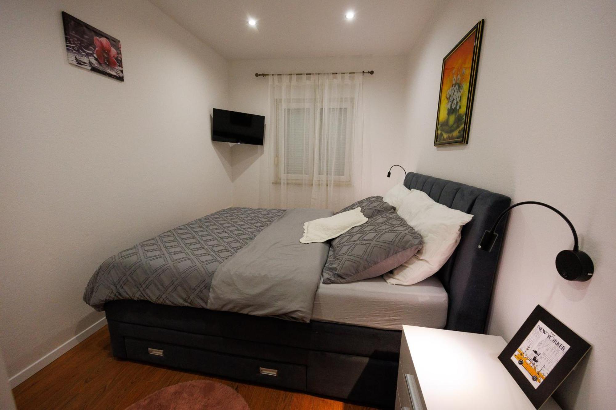 Apartment Nikoleto 扎达尔 外观 照片
