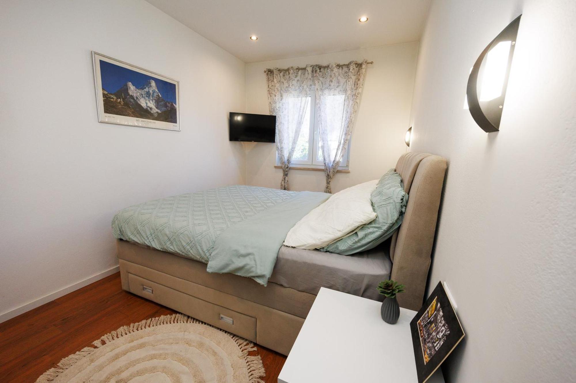 Apartment Nikoleto 扎达尔 外观 照片