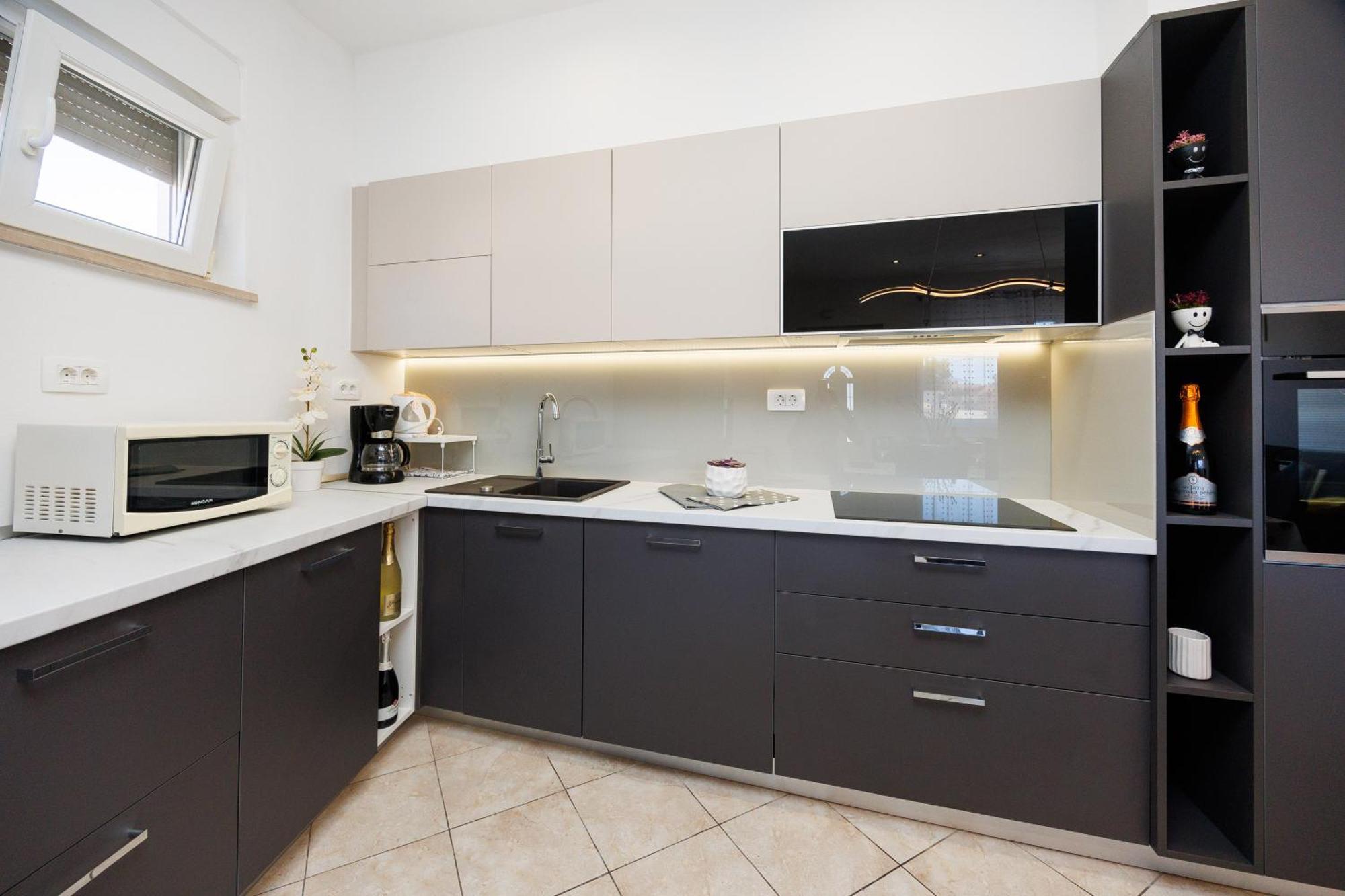 Apartment Nikoleto 扎达尔 外观 照片