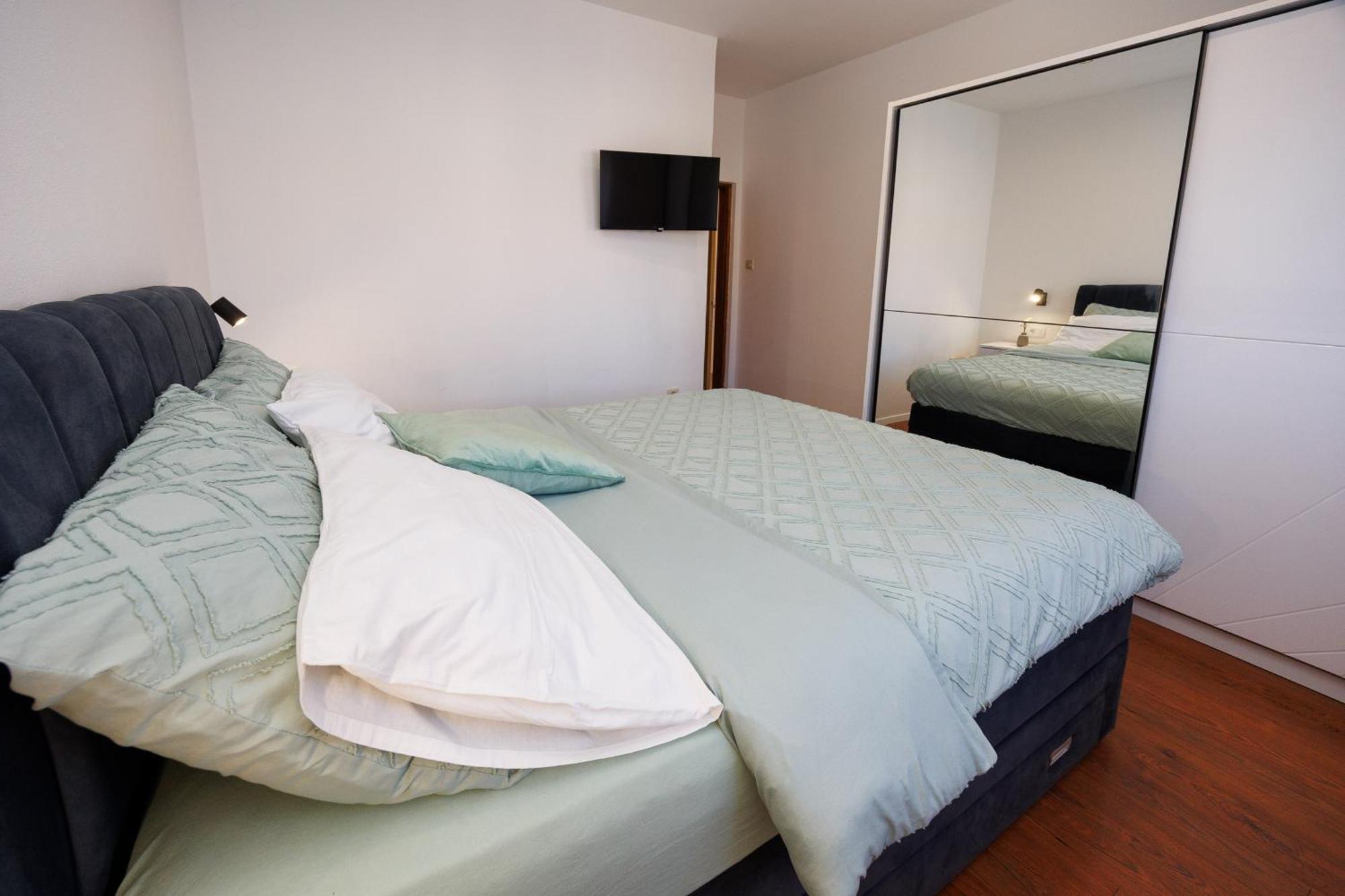 Apartment Nikoleto 扎达尔 外观 照片