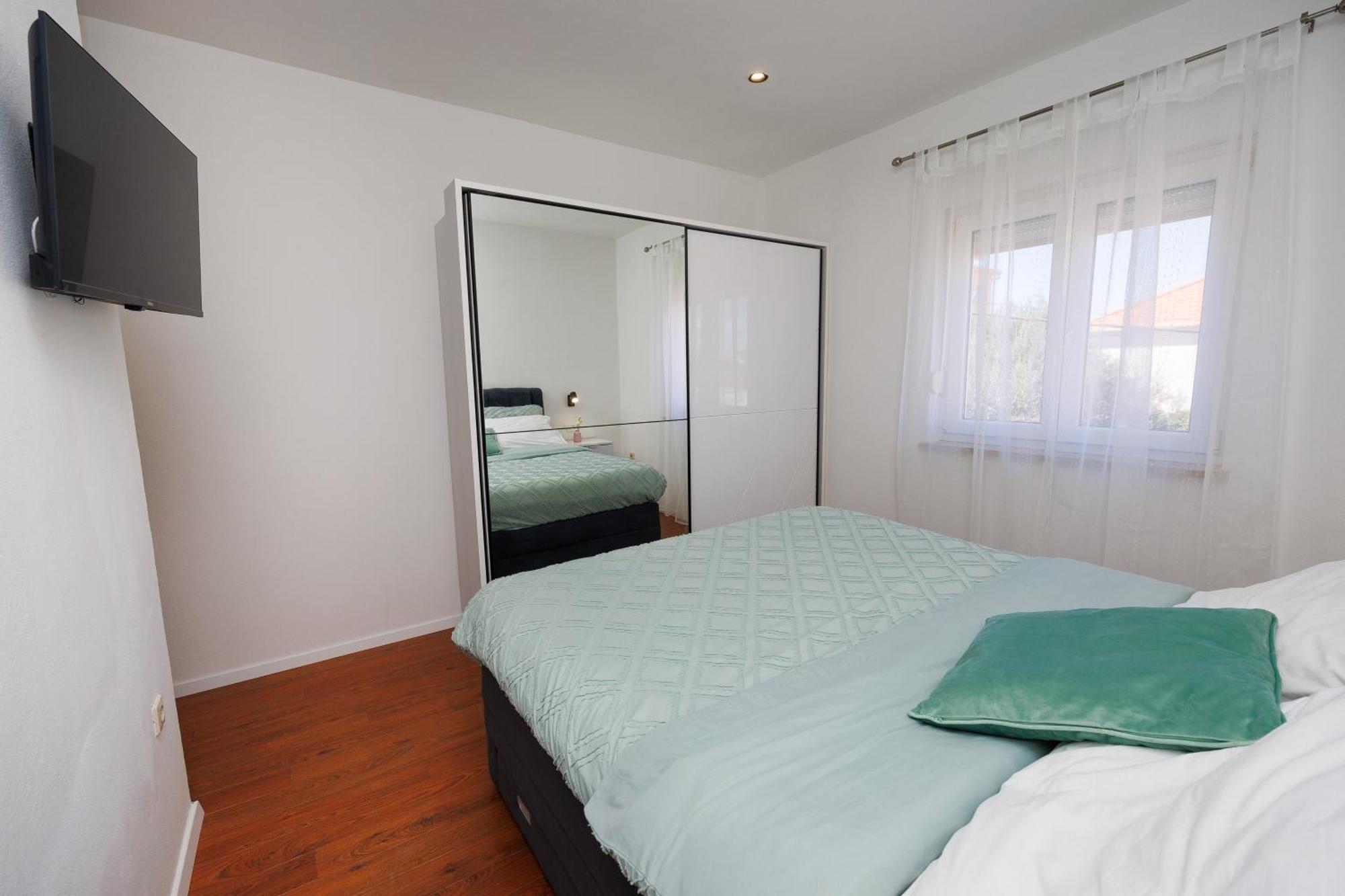 Apartment Nikoleto 扎达尔 外观 照片